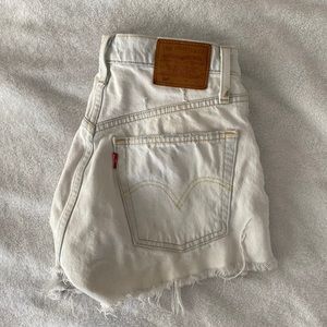 Levi’s shorts